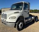2015 Freightliner M2 Image