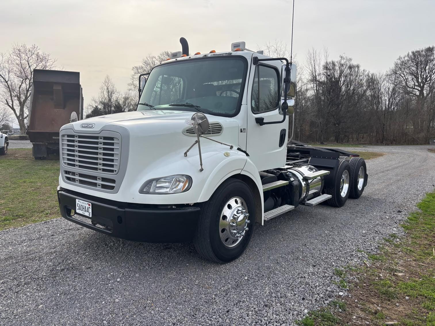 2015 Freightliner M2 Equipment Image0