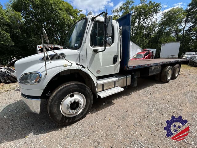 Image of Freightliner M2 equipment image 1