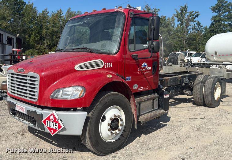 Image of Freightliner M2 Primary image
