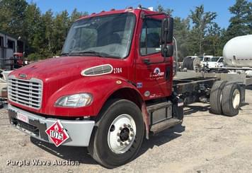 Main image Freightliner M2