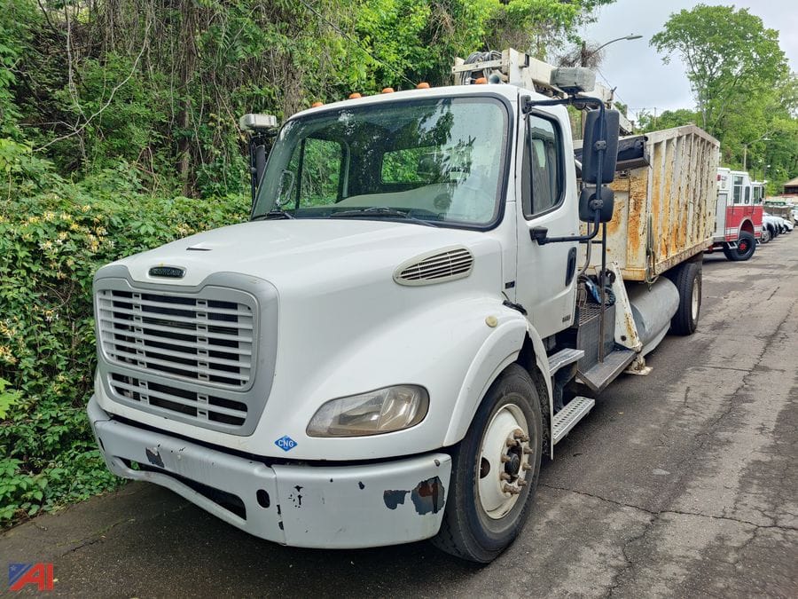 2015 Freightliner M2 112 Equipment Image0
