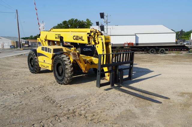 Image of Gehl DL12-55 equipment image 4
