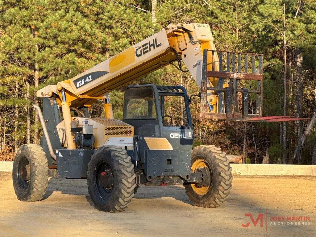 2015 Gehl RS6-42 Equipment Image0