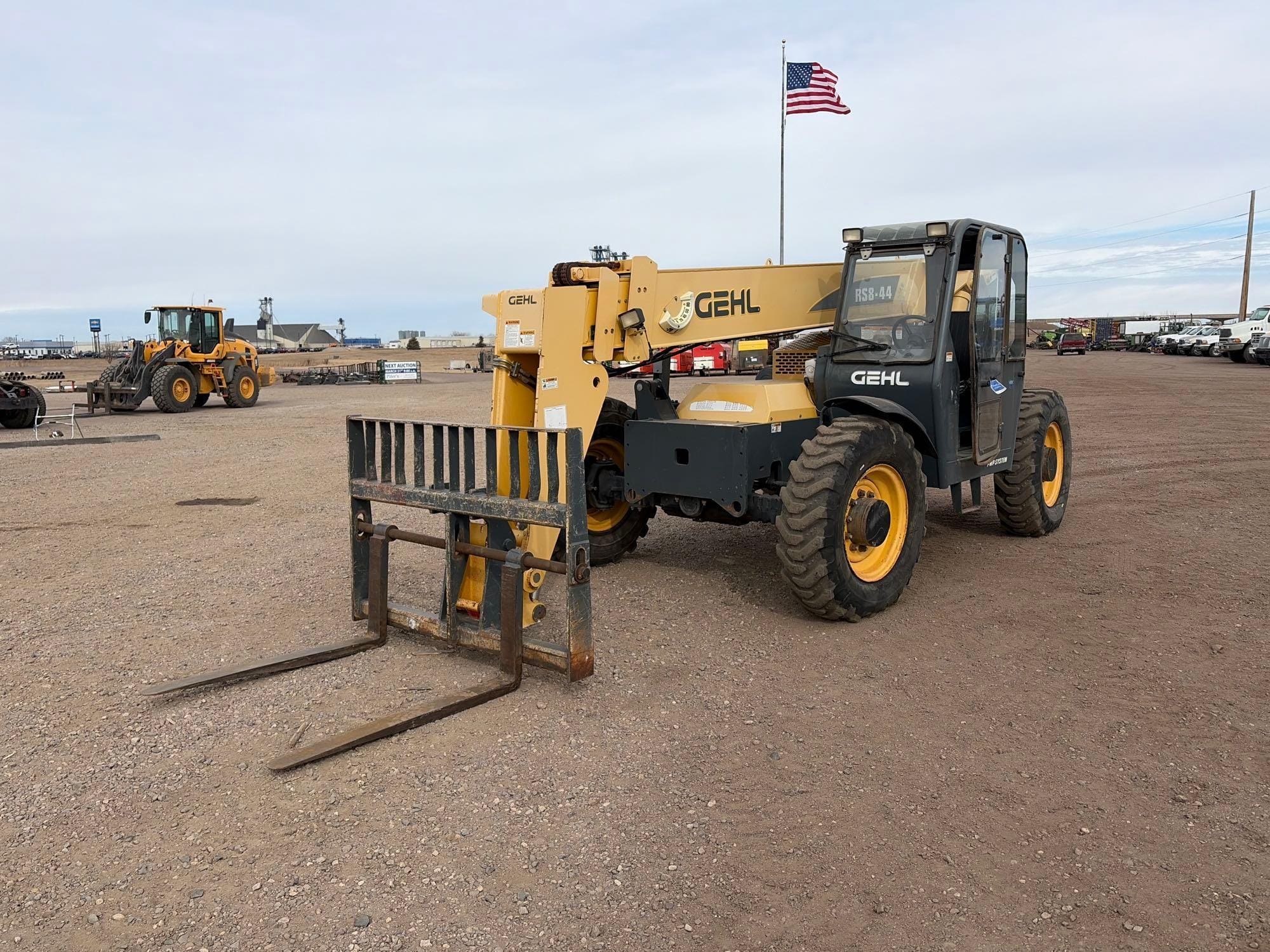 2015 Gehl RS8-44 Equipment Image0