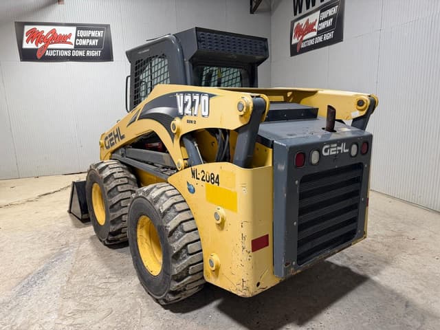 Image of Gehl V270 equipment image 2