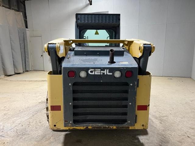 Image of Gehl V270 equipment image 3