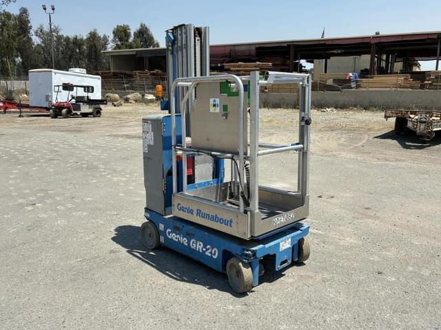 Image of Genie GR-20 equipment image 1