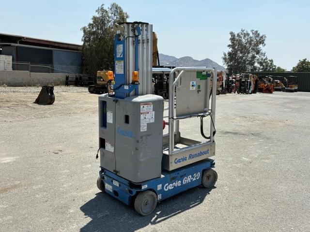Image of Genie GR-20 equipment image 2