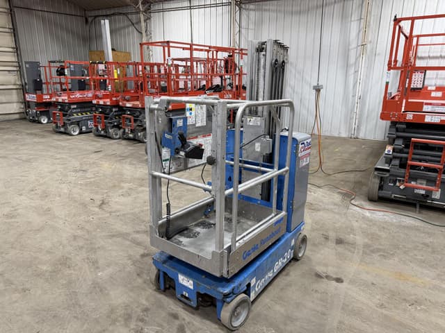 Image of Genie GR-20 equipment image 3