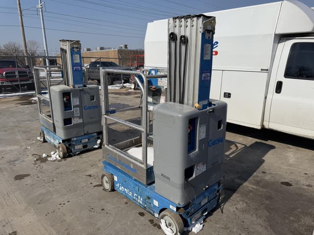 Image of Genie GR-20 equipment image 1