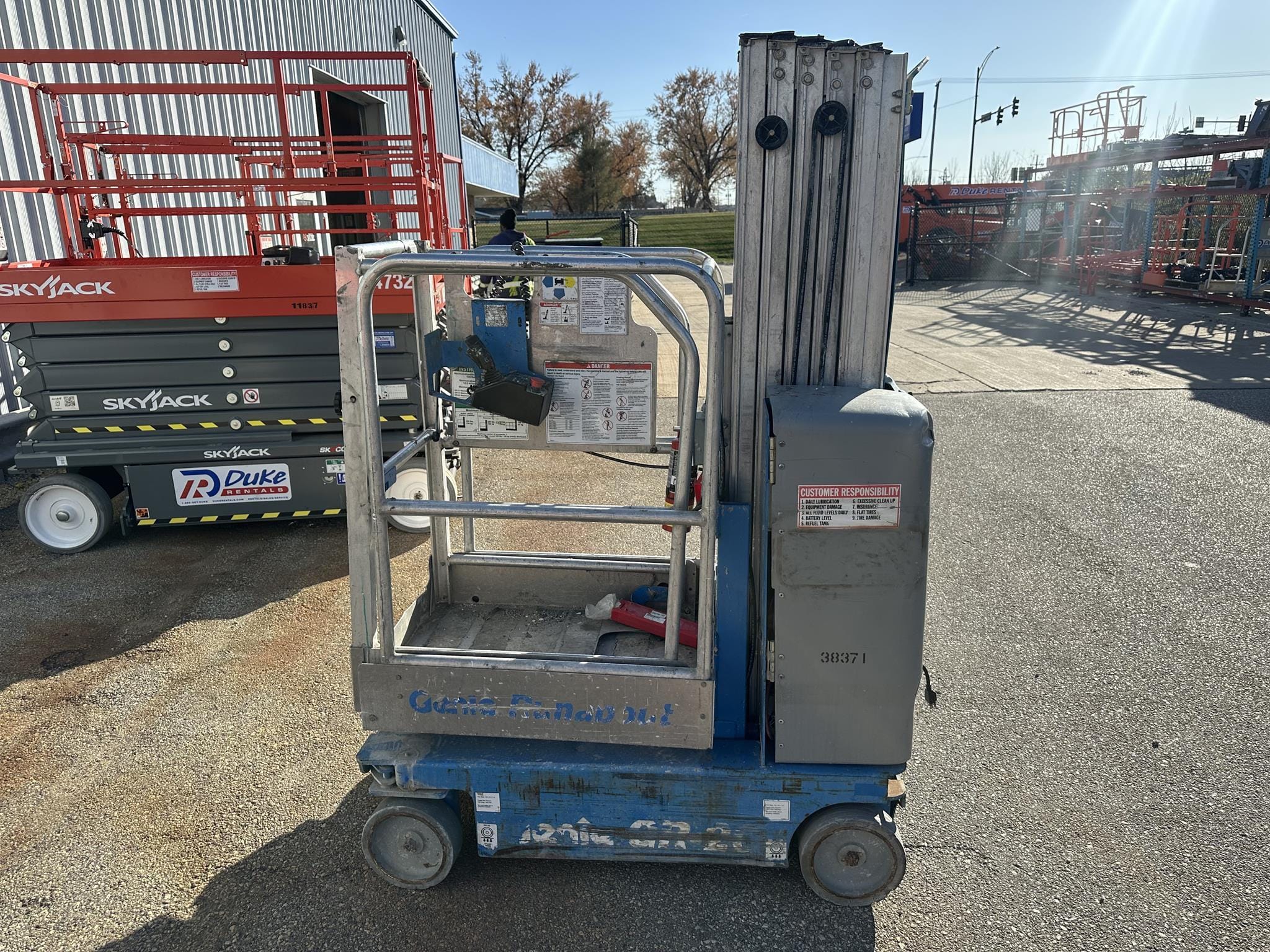 2015 Genie GR20 Equipment Image0