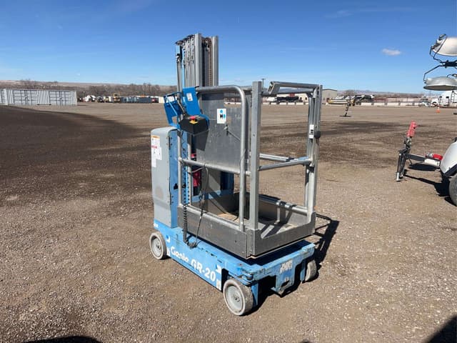 Image of Genie GR-20 equipment image 1
