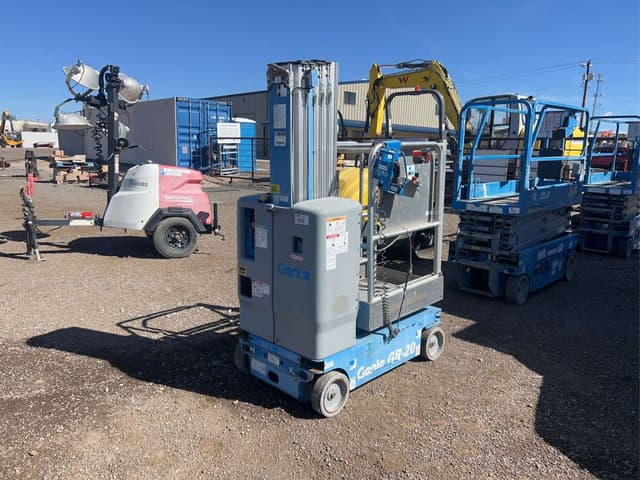 Image of Genie GR-20 equipment image 2