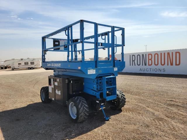 Image of Genie GS-2669RT equipment image 2