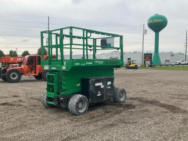 Image of Genie GS-4069DC  equipment image 2