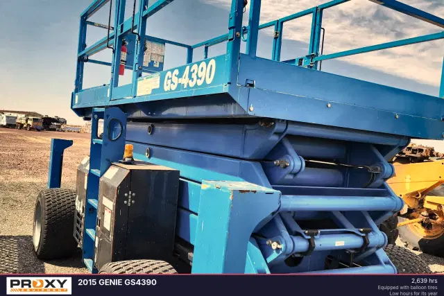 Image of Genie GS-4390 equipment image 2