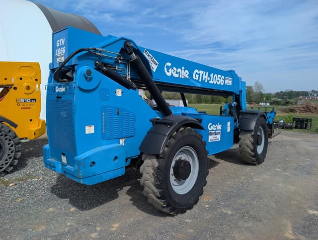 Image of Genie GTH-1056 equipment image 3