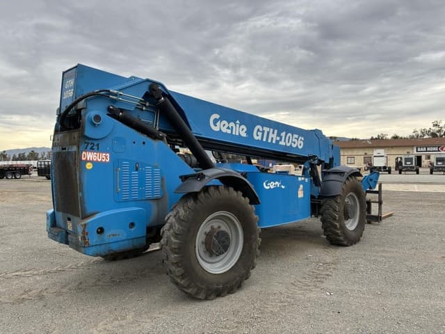 Image of Genie GTH-1056 equipment image 2