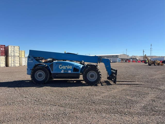 Image of Genie GTH844 equipment image 3