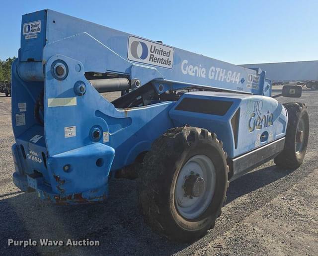 Image of Genie GTH-844 equipment image 4