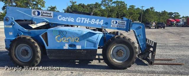 Image of Genie GTH-844 equipment image 3