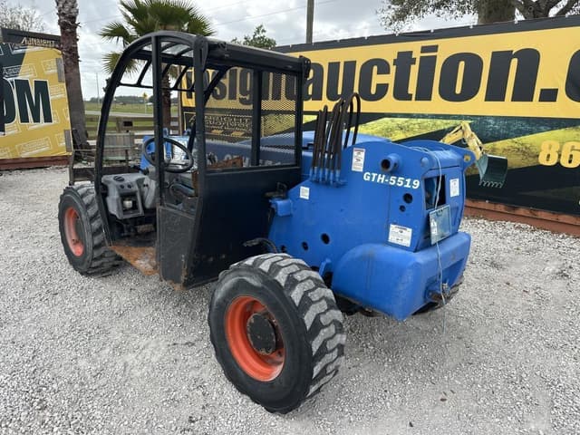 Image of Genie GTH5519 equipment image 1