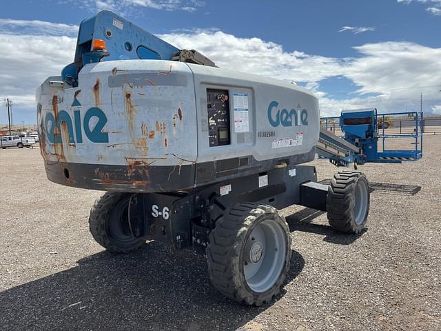 Image of Genie S-60 equipment image 3