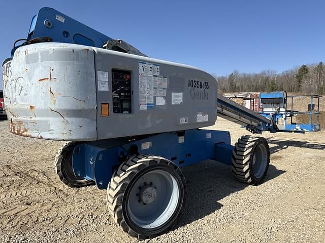 Image of Genie S-60X equipment image 4