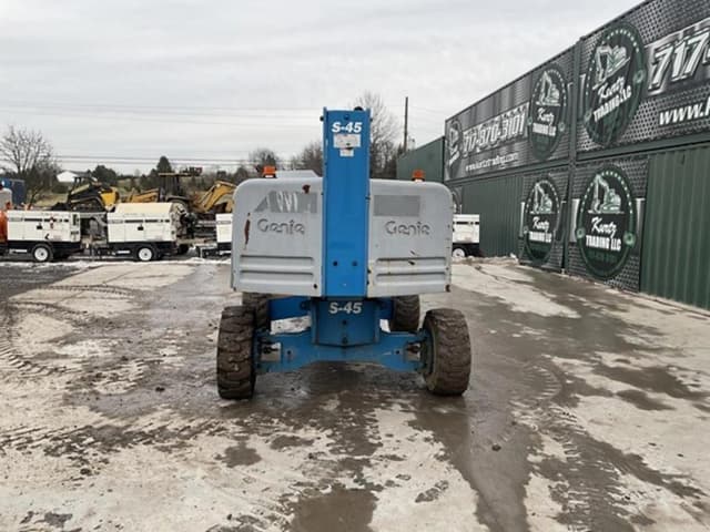 Image of Genie S-45 equipment image 2