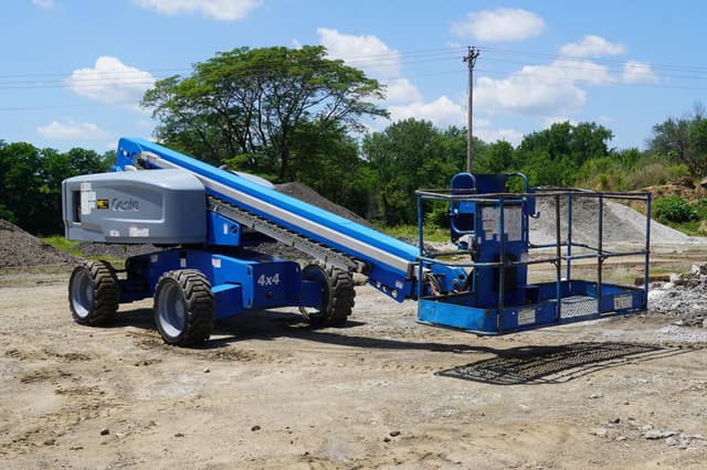 Image of Genie S60X equipment image 4