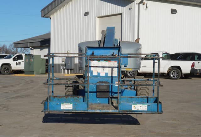 Image of Genie S60X equipment image 3