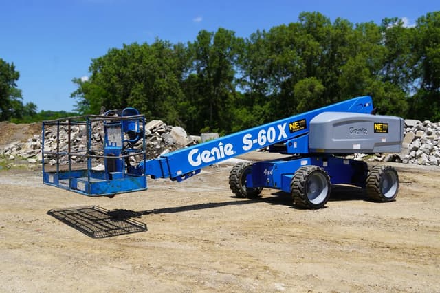 Image of Genie S60X equipment image 2