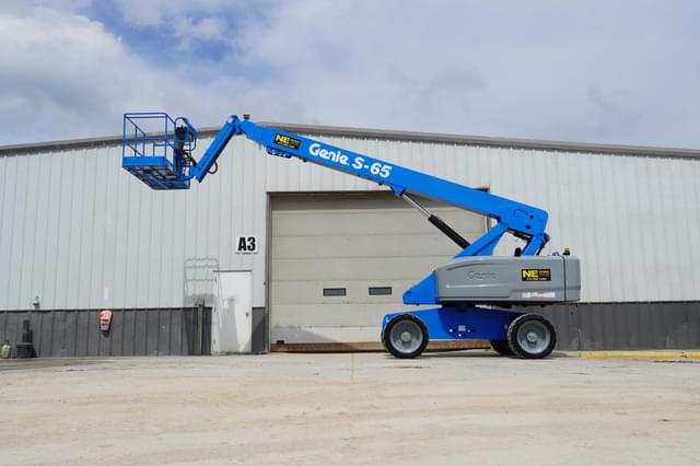 Image of Genie S65 equipment image 2