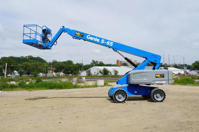 Image of Genie S65 equipment image 4