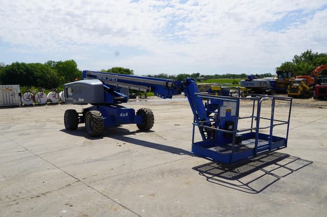 Image of Genie S-65 equipment image 3