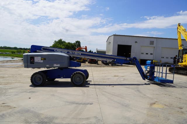 Image of Genie S-65 equipment image 4