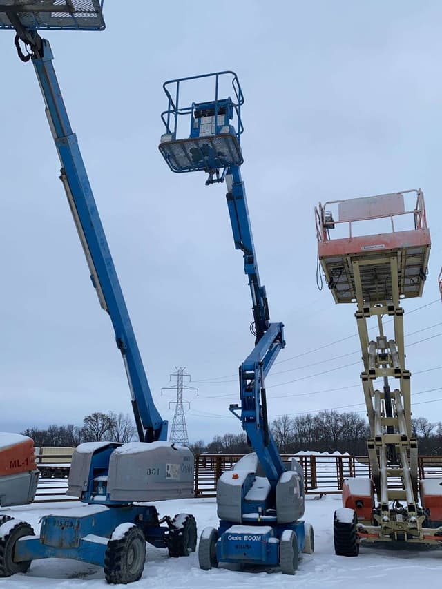 Image of Genie Z-40/23N equipment image 2