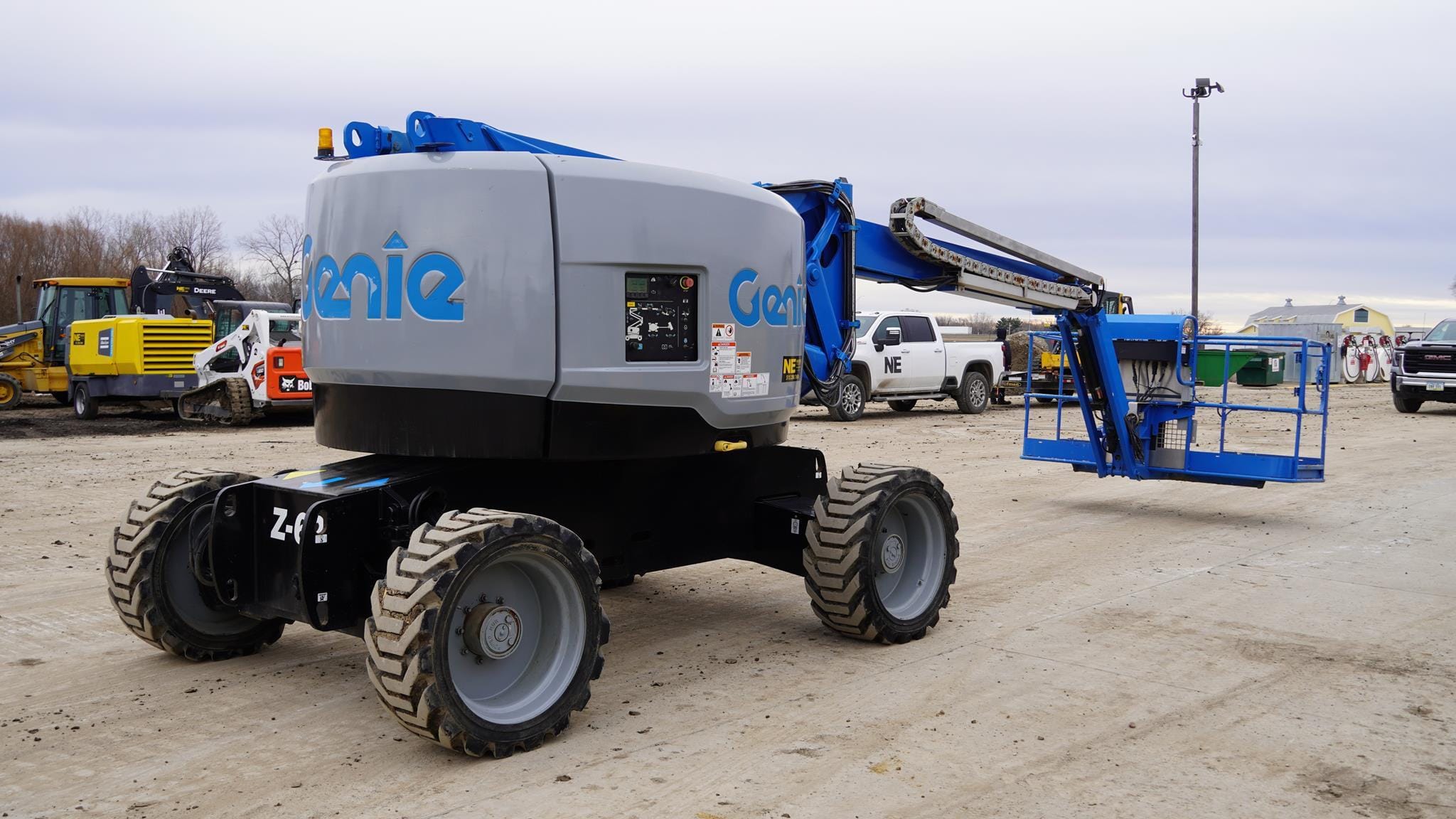 Main image Genie Z62/40