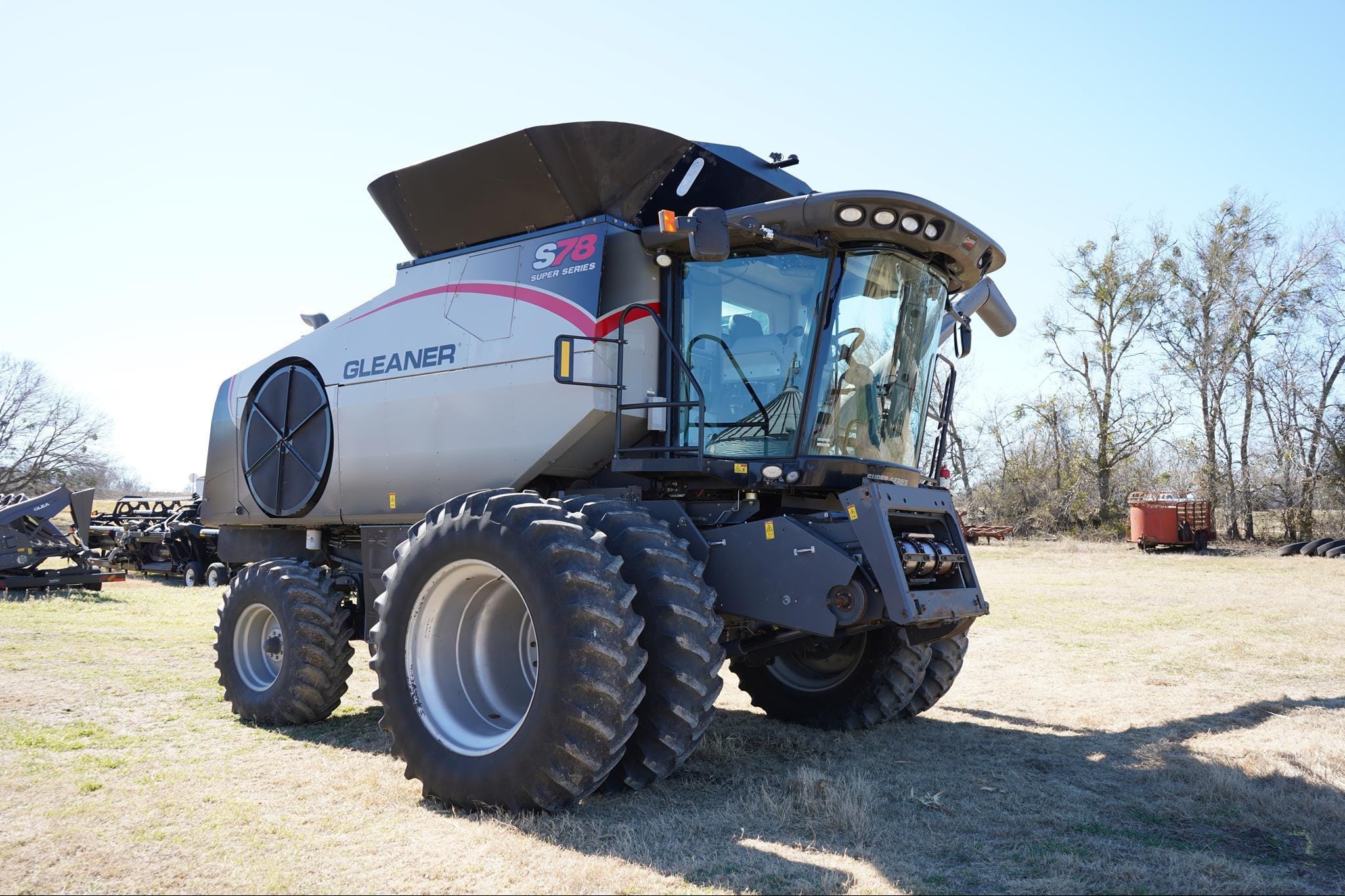 2015 Gleaner S78 Equipment Image0