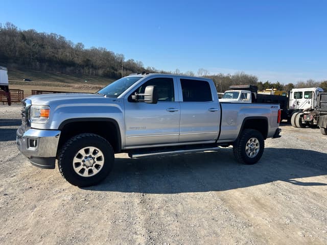 Image of GMC 2500 equipment image 2