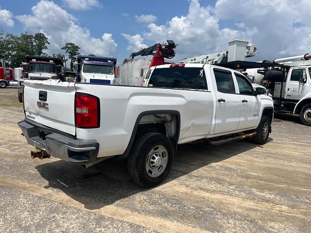 Image of GMC 2500 equipment image 4