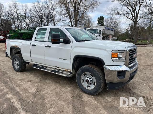 Image of GMC 2500HD equipment image 4