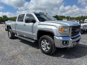 2015 GMC 2500HD Image