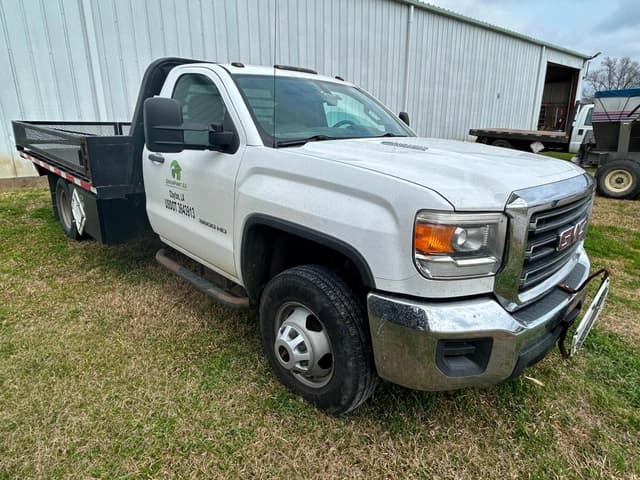 Image of GMC 3500HD equipment image 2