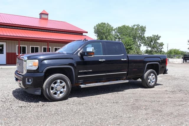 Image of GMC 3500 equipment image 4