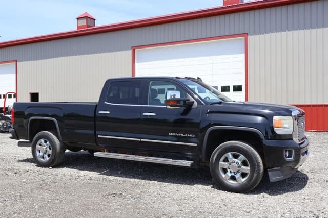 Image of GMC 3500 equipment image 1