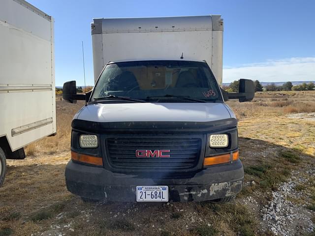 Image of GMC Savana equipment image 3