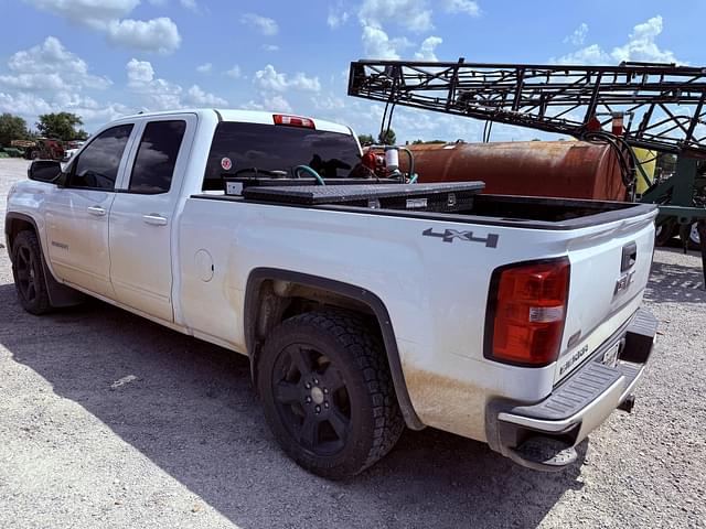 Image of GMC Sierra equipment image 2