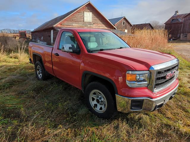 Image of GMC Sierra 1500 equipment image 2